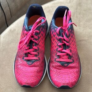 New Balance Women's Pink Running Shoes